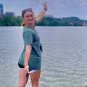 Meet your Posher, Lauren